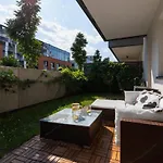 Modern Cinema Experience By Renters * Varšava
