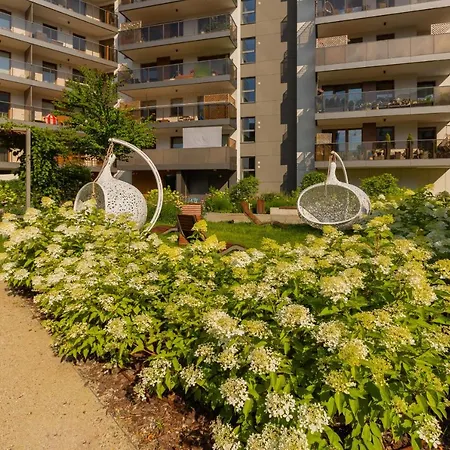 Apartment Modern Cinema Experience By Renters