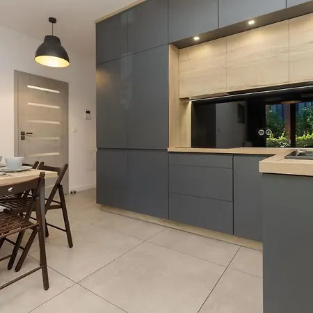 Modern Cinema Experience By Renters