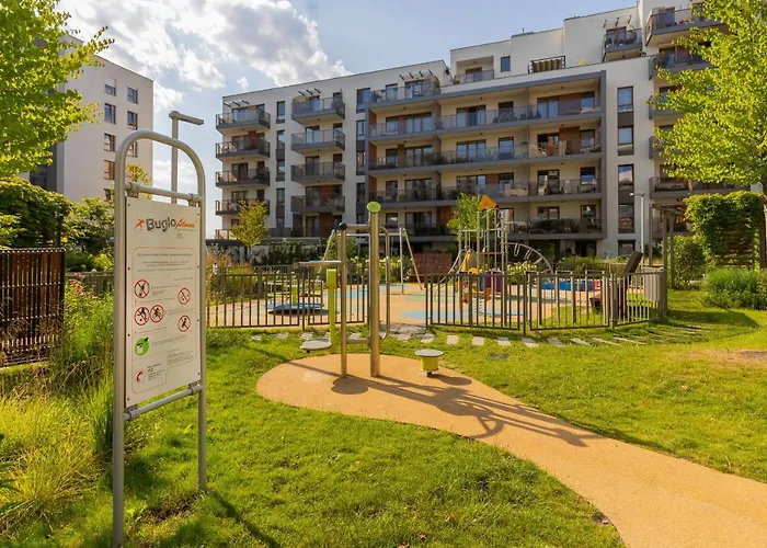 Modern Cinema Experience By Renters Lejlighed Warszawa